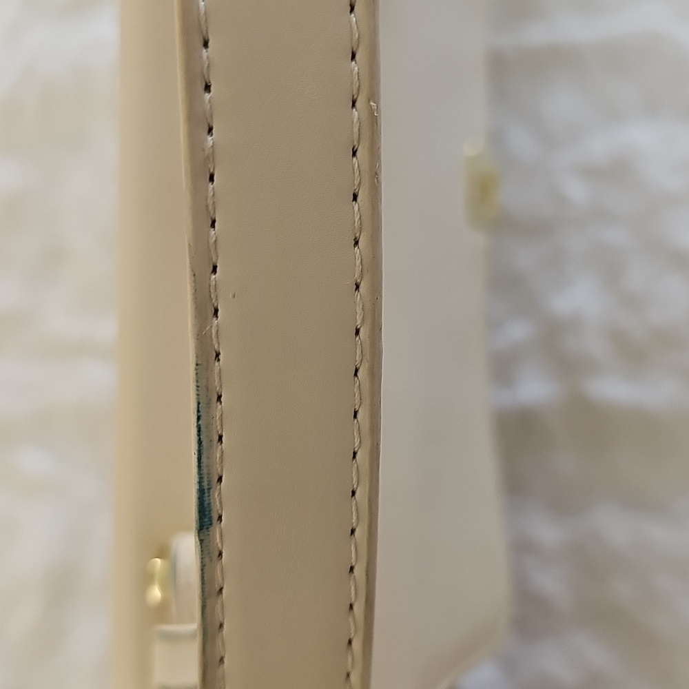 Cream Handbag - Picture 4 of 5